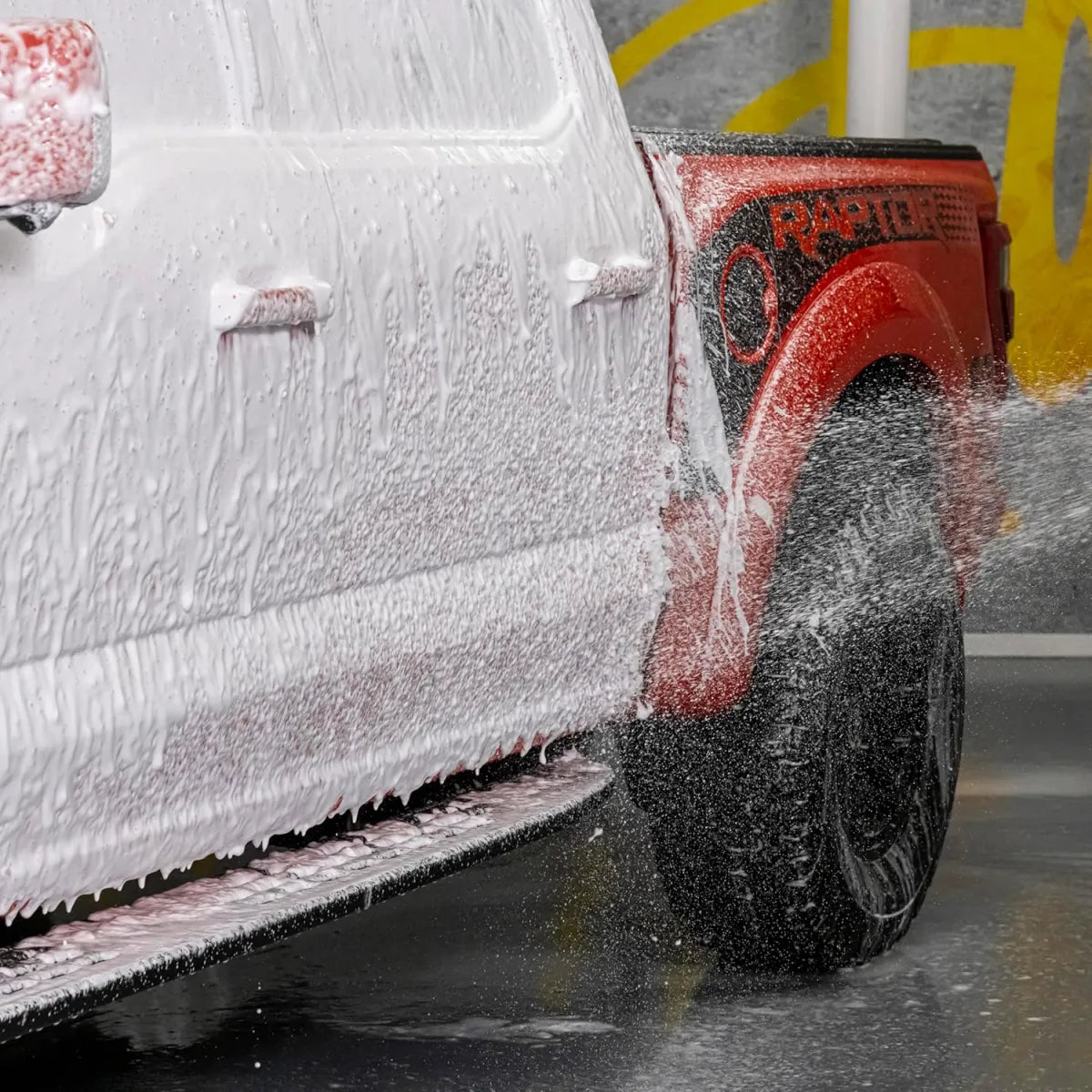 Meguiar's Schiuma prelavaggio profumata al cocomero e bubblegum per auto 1,89 litri